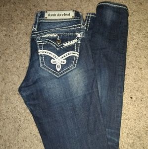 Rock Revival Elaina Skinny 25